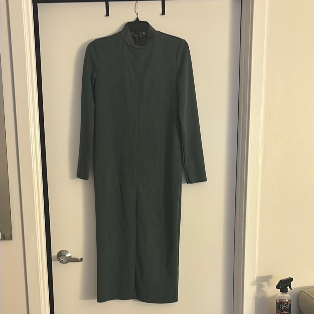 Zara Size S Green Long Sleeve Dress